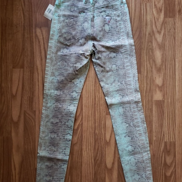 GUESS WOMEN 1981 HIGH-RISE SKINNY JEANS WITH SNAKE SZ 24 - Picture 5 of 8